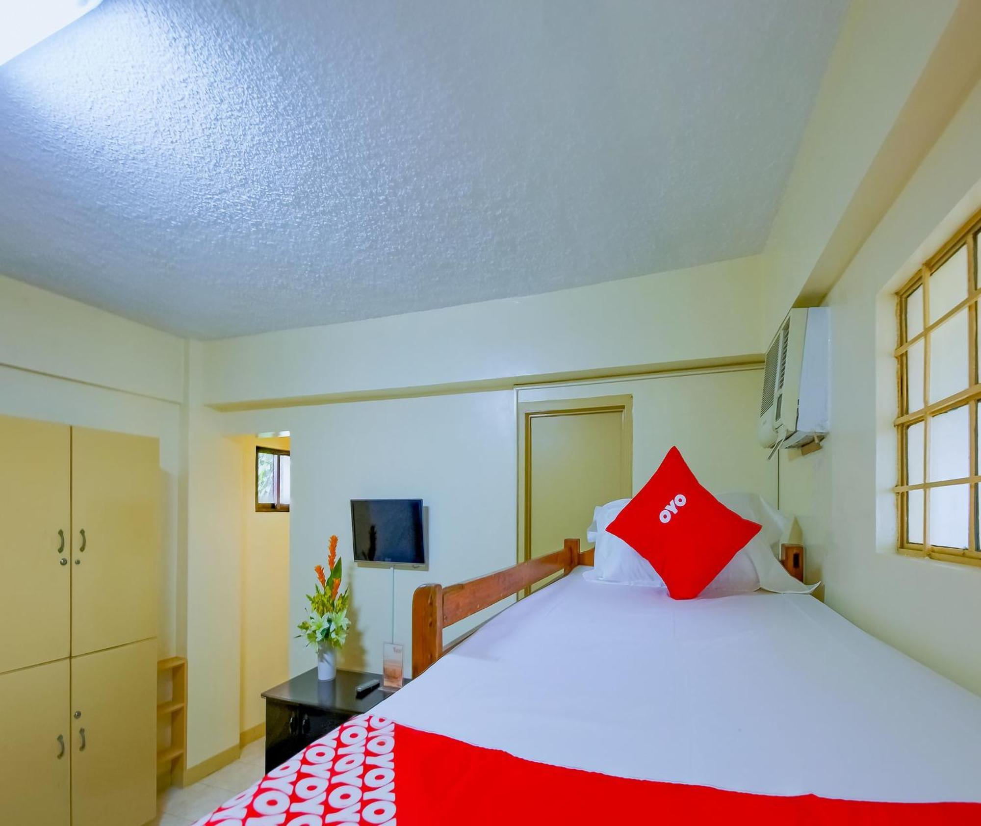 Oyo 840 Orangenest Apartelle Манила Екстериор снимка