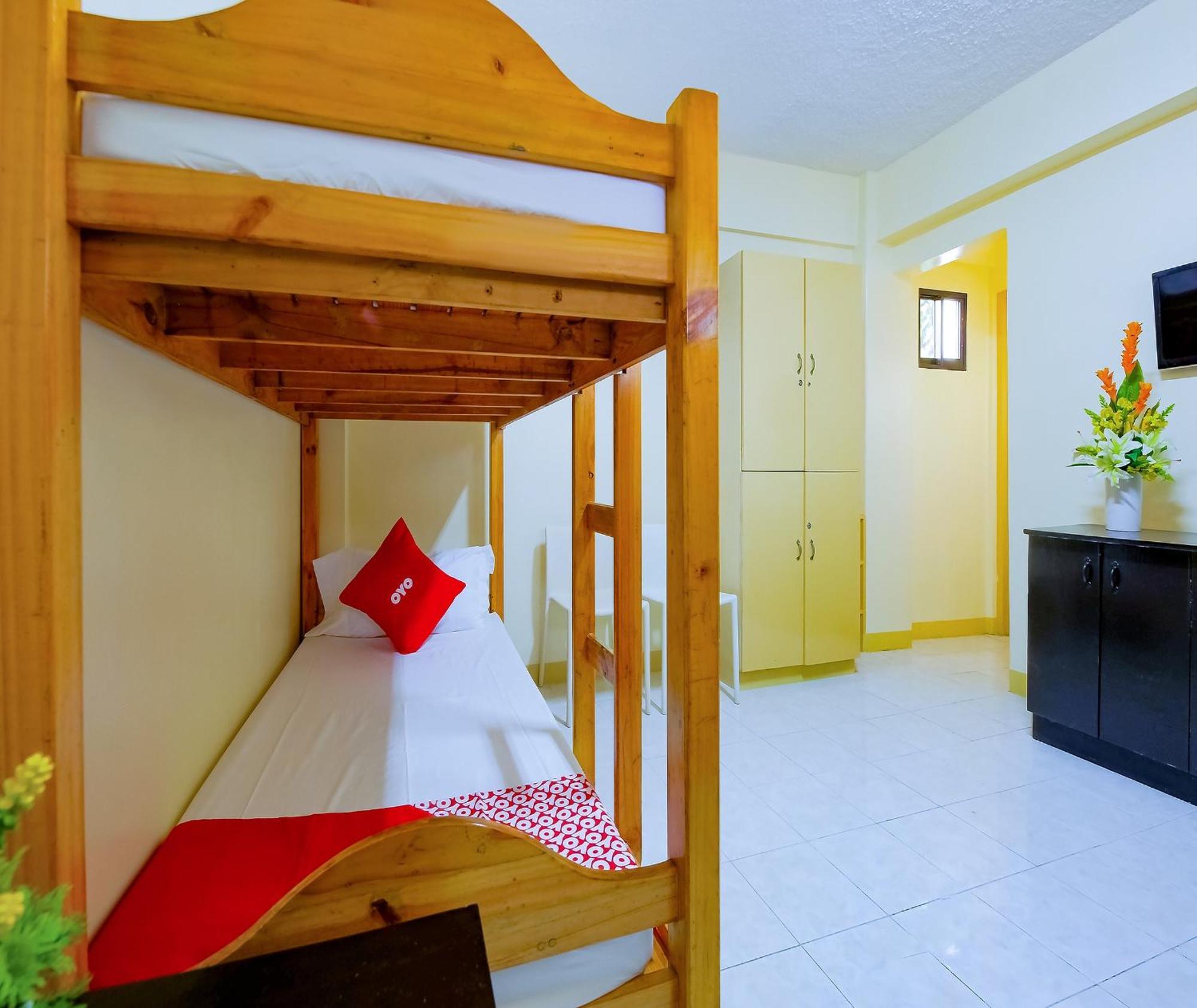 Oyo 840 Orangenest Apartelle Манила Екстериор снимка