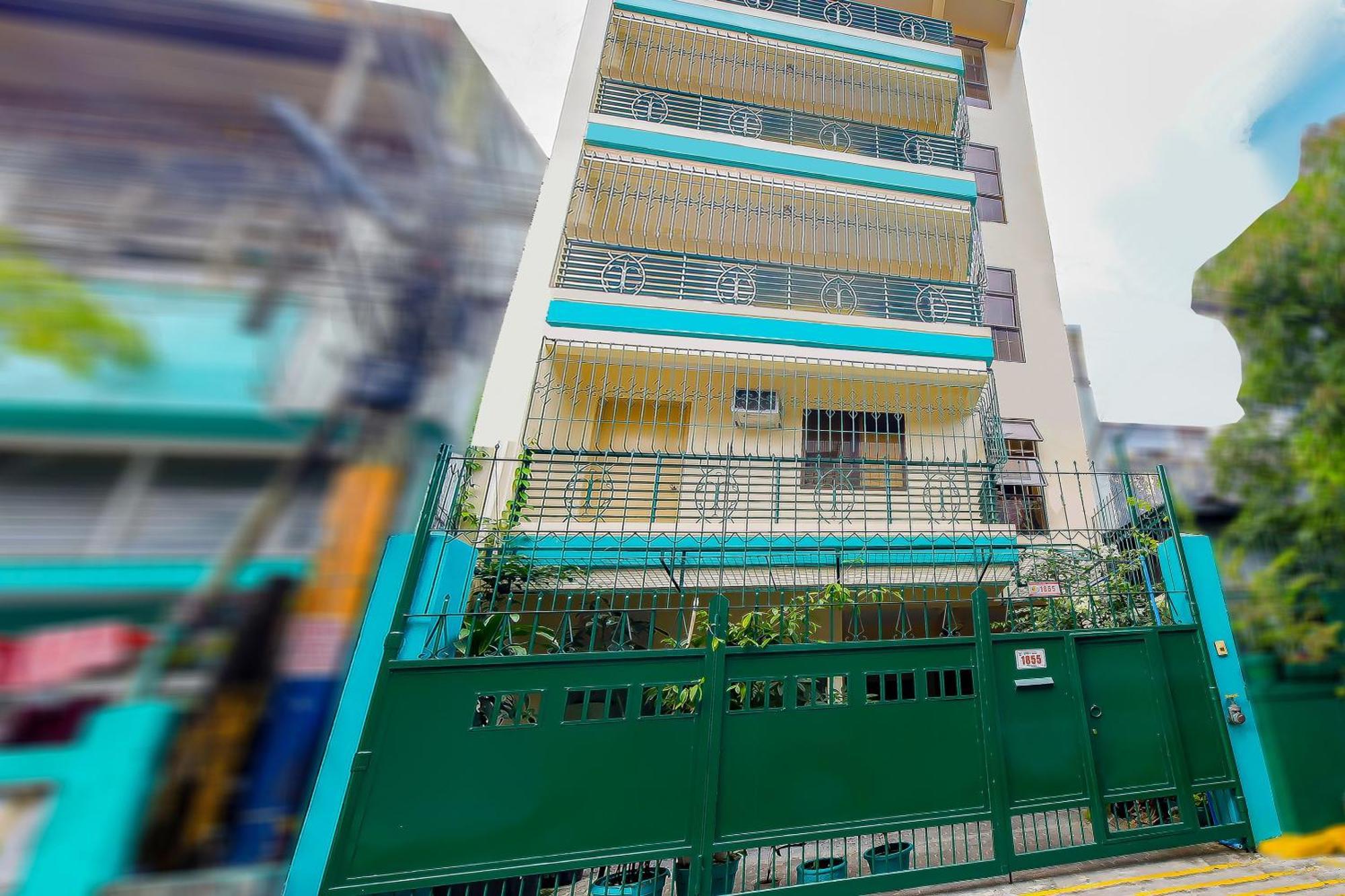 Oyo 840 Orangenest Apartelle Манила Екстериор снимка