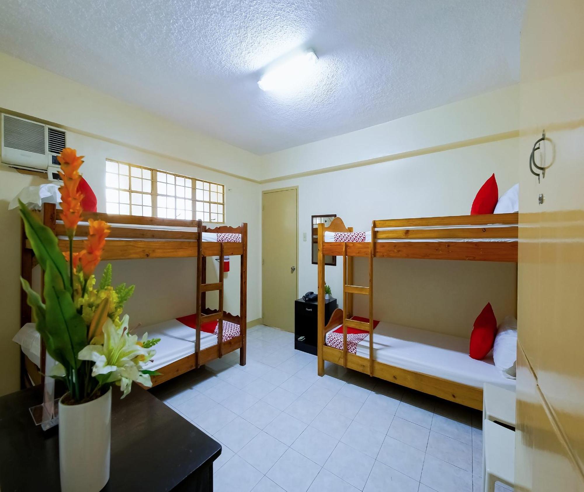 Oyo 840 Orangenest Apartelle Манила Екстериор снимка