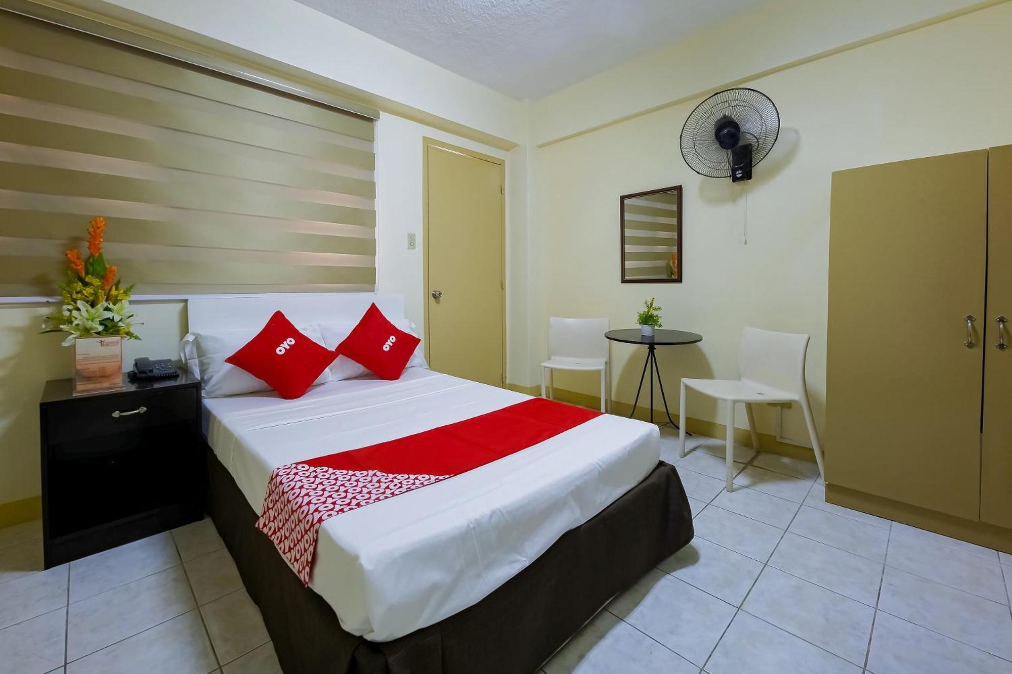 Oyo 840 Orangenest Apartelle Манила Екстериор снимка