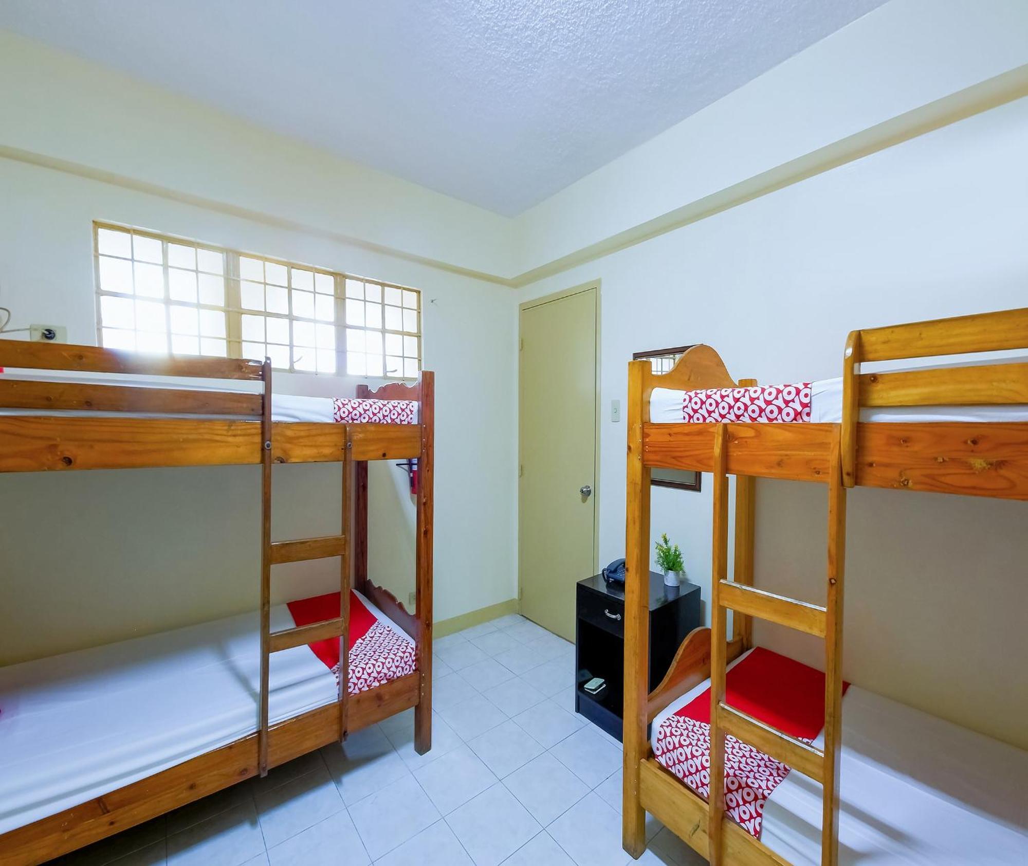 Oyo 840 Orangenest Apartelle Манила Екстериор снимка